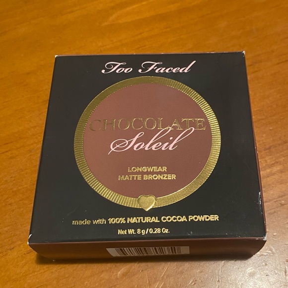 Too Faced Chocolate Soleil Matte Bronzer - Picture 2 of 14
